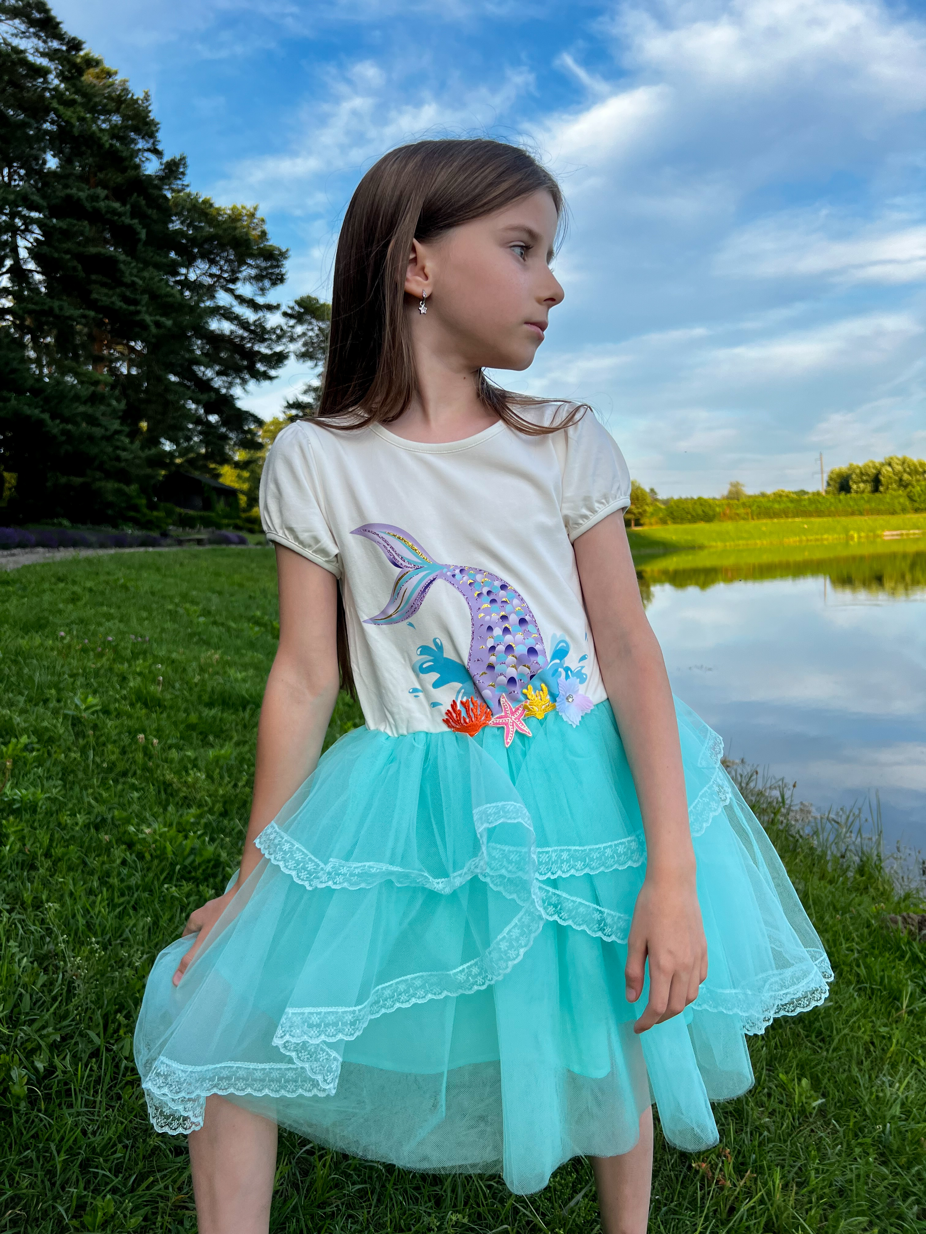 thumbnail video image 2 of Vestido de Niña Azul Sirena Princess Bordado Lentejuelas Tul Manga Corta 5 Años, 2 of 8
